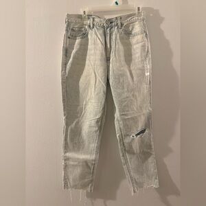 Light Grey Women’s Mom Distressed Jeans